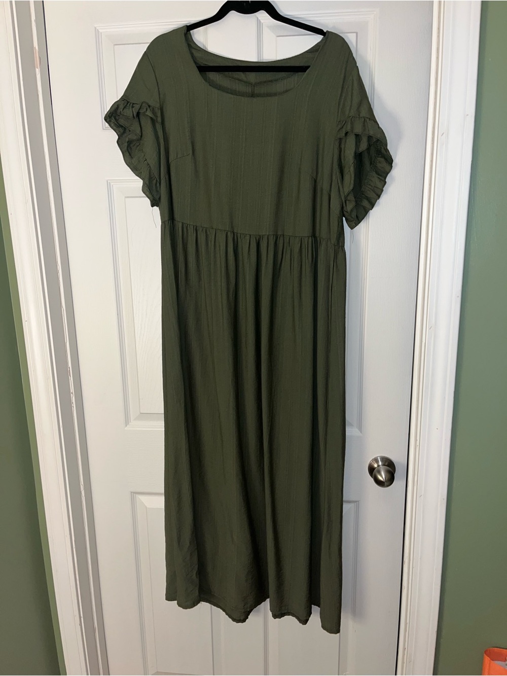 SHEIN Curve Olive Green Maxi Dress with Ruffle Short Sleeves